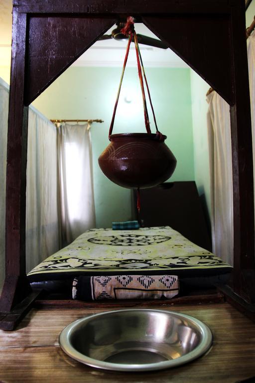 Rishikesh Sadan A Yoga & Spritual Retreat Hotell Tapovan Rom bilde