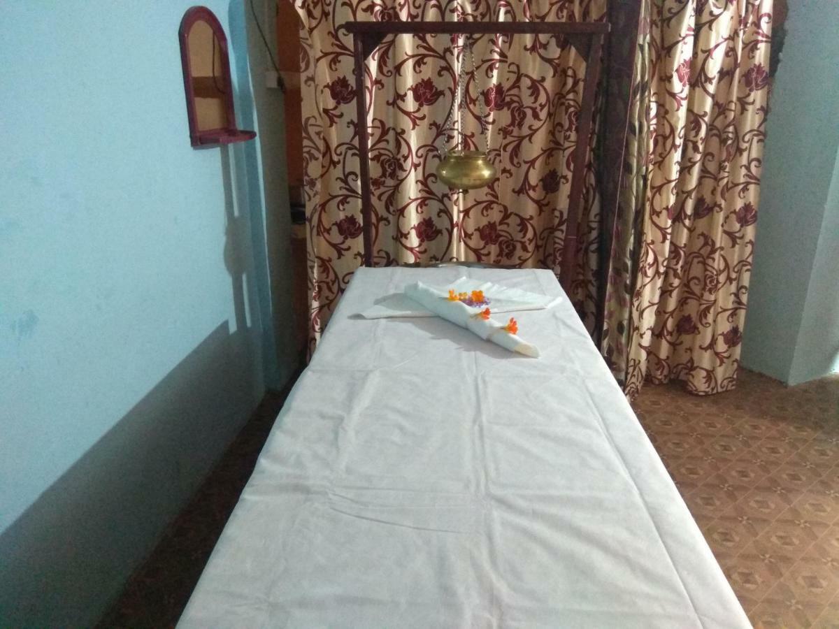 Rishikesh Sadan A Yoga & Spritual Retreat Hotell Tapovan Eksteriør bilde